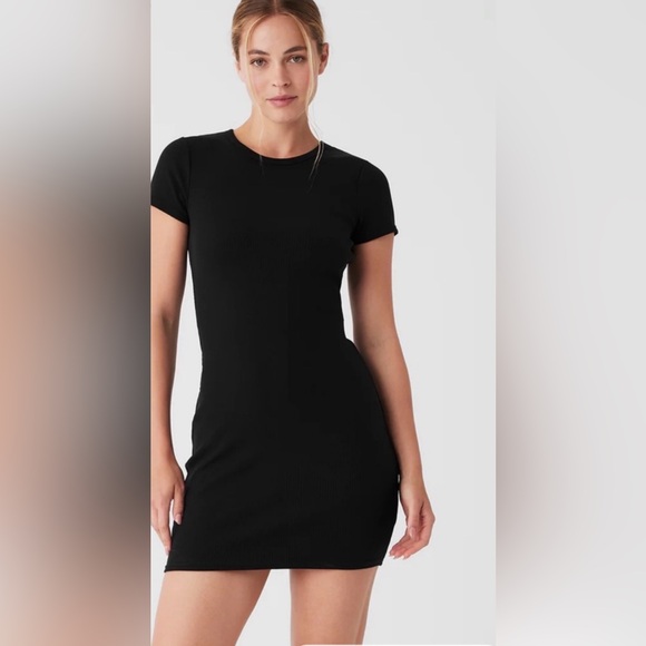 ALO Yoga Dresses & Skirts - ALO Yoga Classic Black Mini Dress